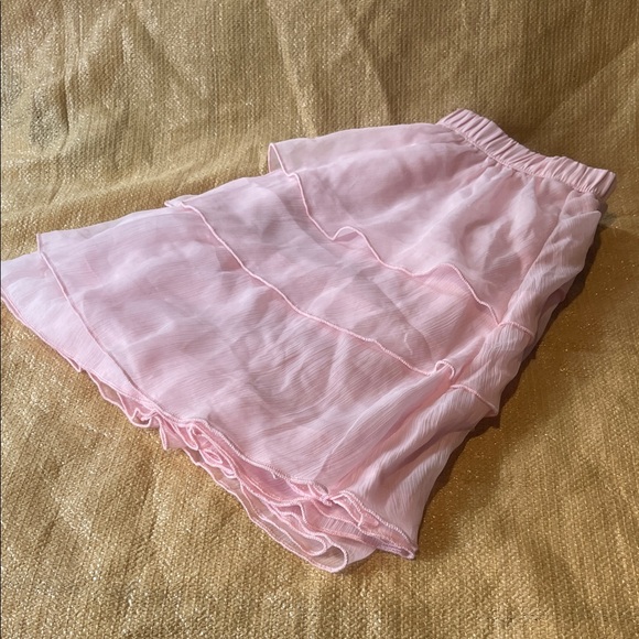Abercrombie Kids Light Pink Ruffled Mini Skirt - Picture 4 of 4